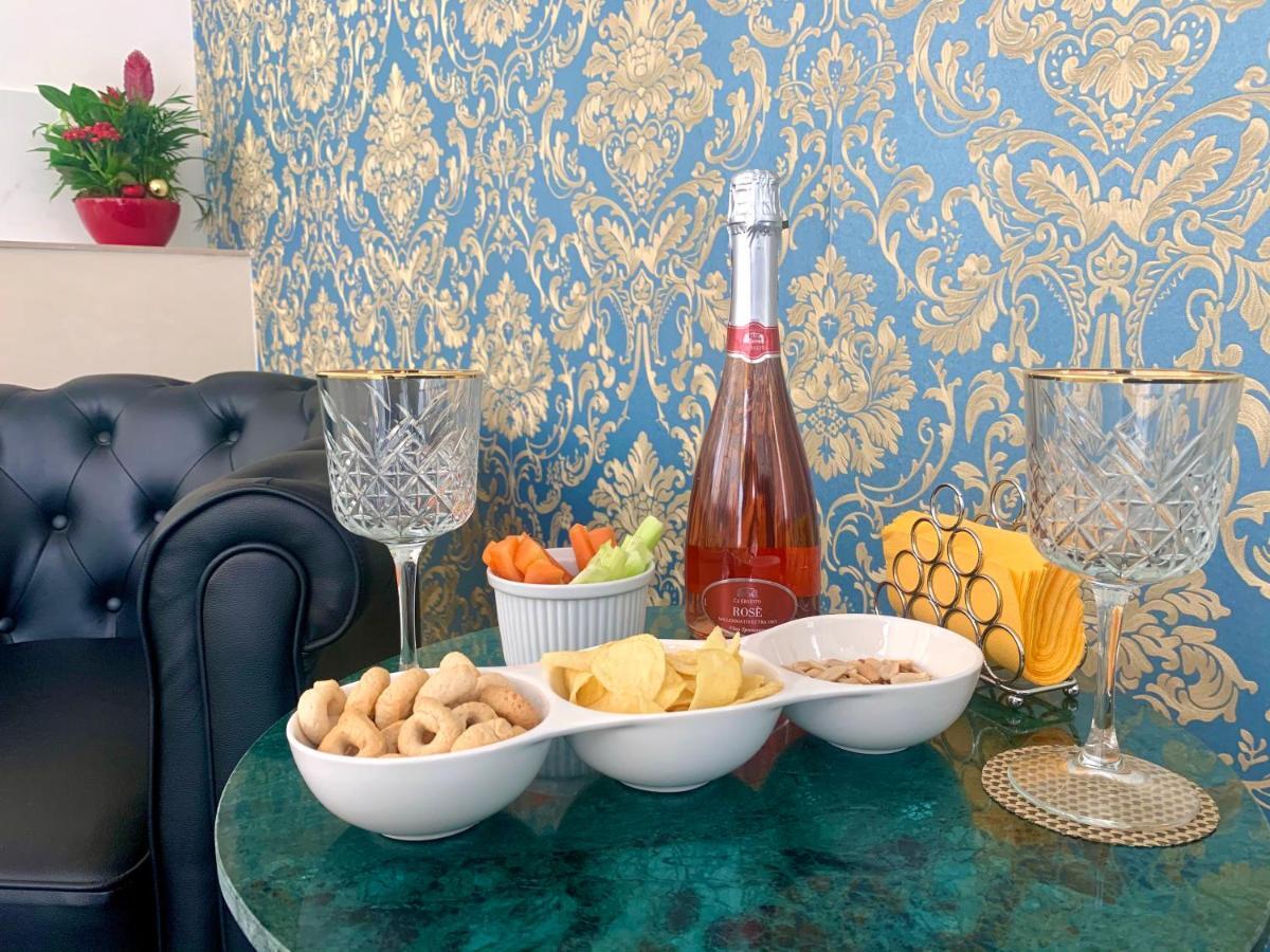 Dimora San Biagio Suites&Apartment Lecce Dış mekan fotoğraf